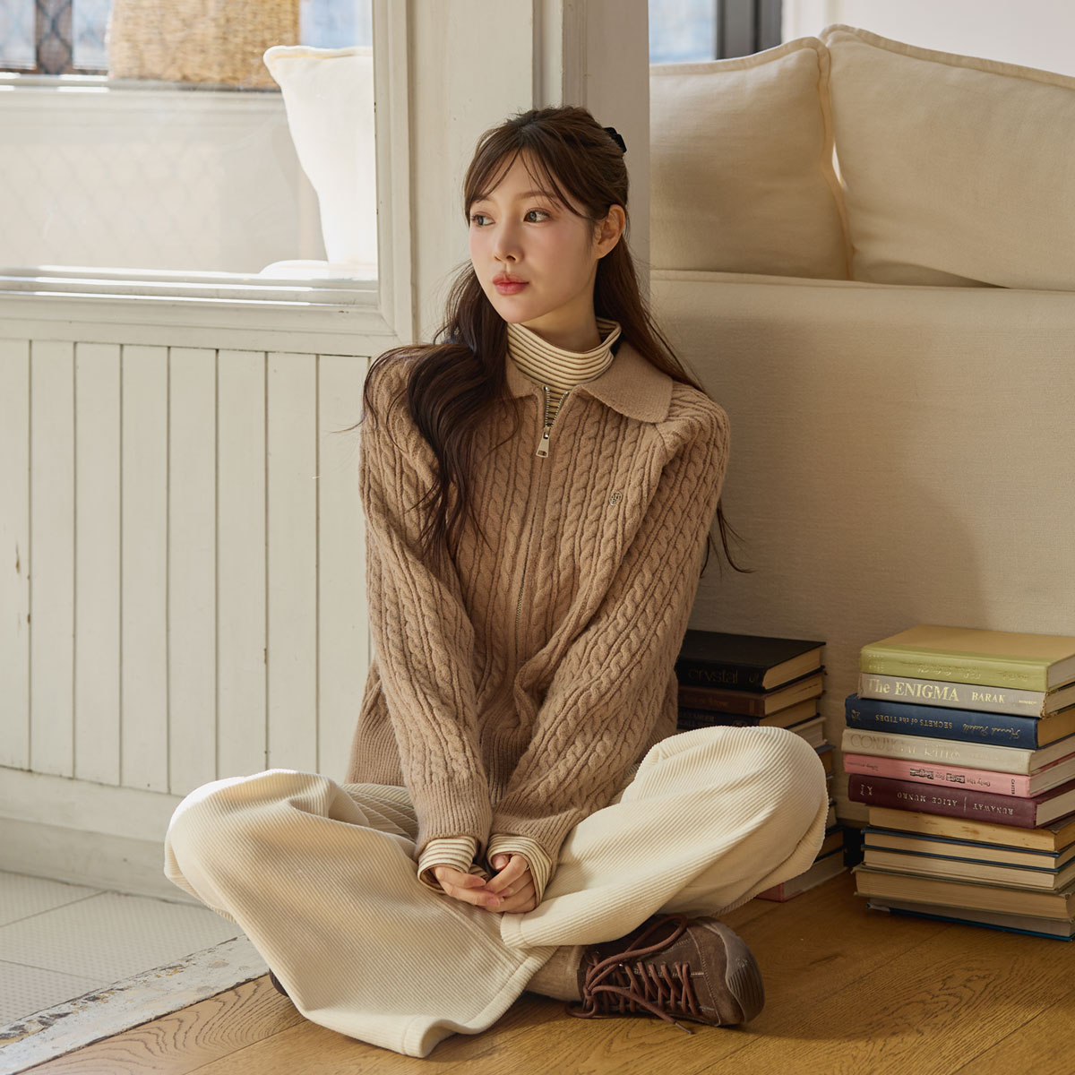 pendant Kara twisted zip-up knit