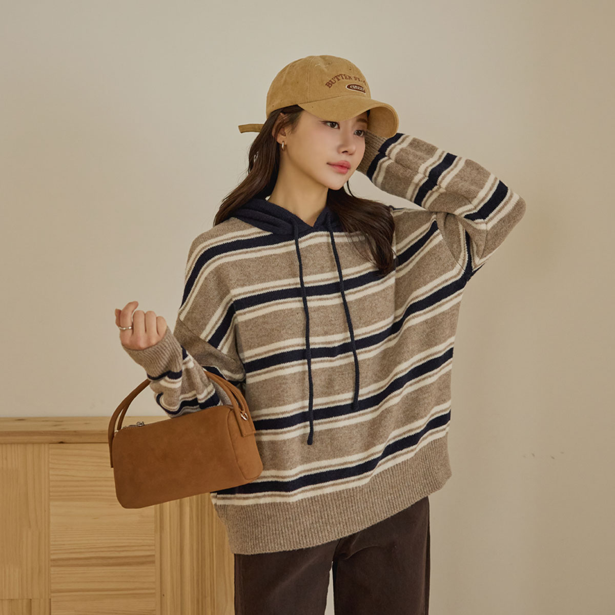 And Hood single-breasted knit