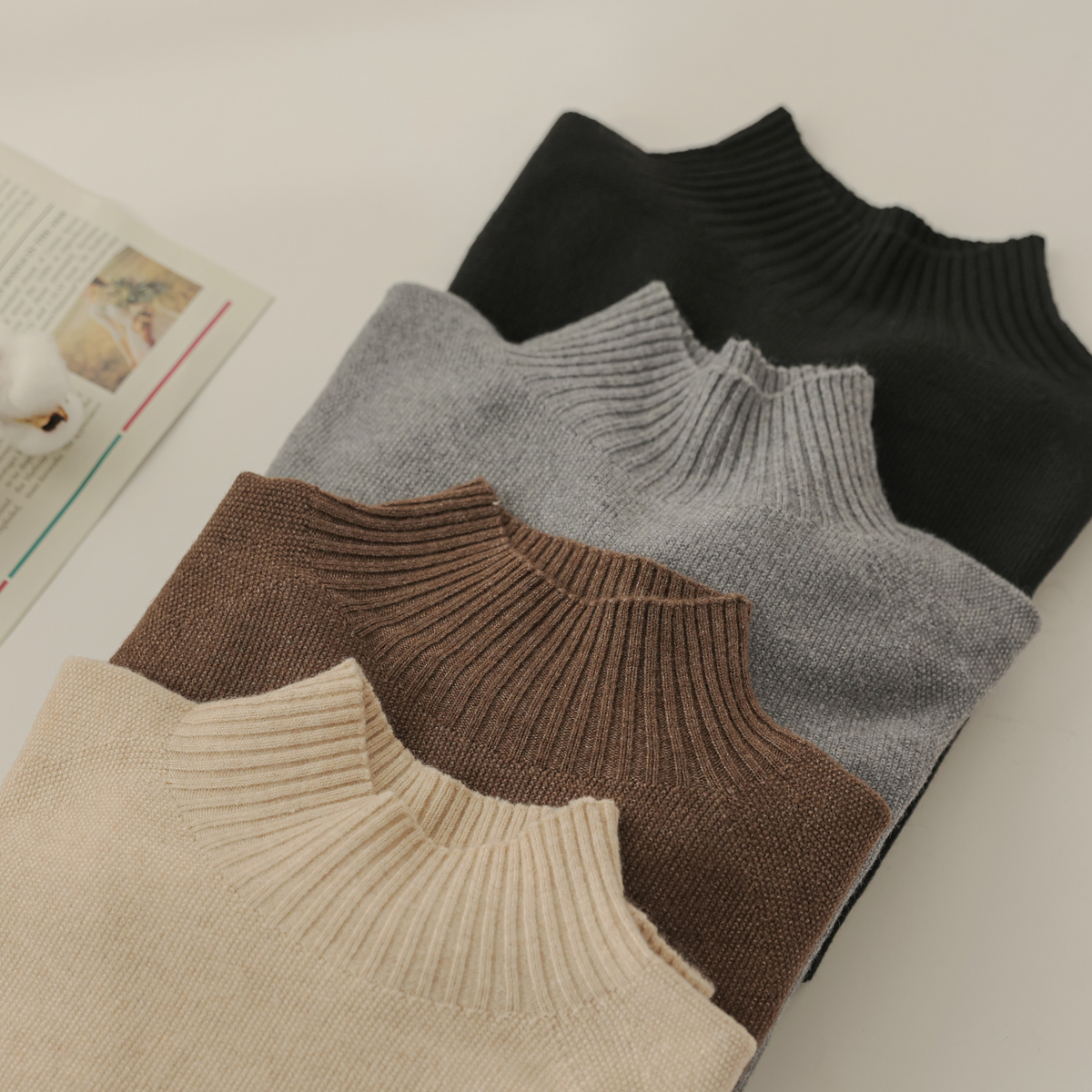 Holgarment Slim Fit Half-Neck Knit