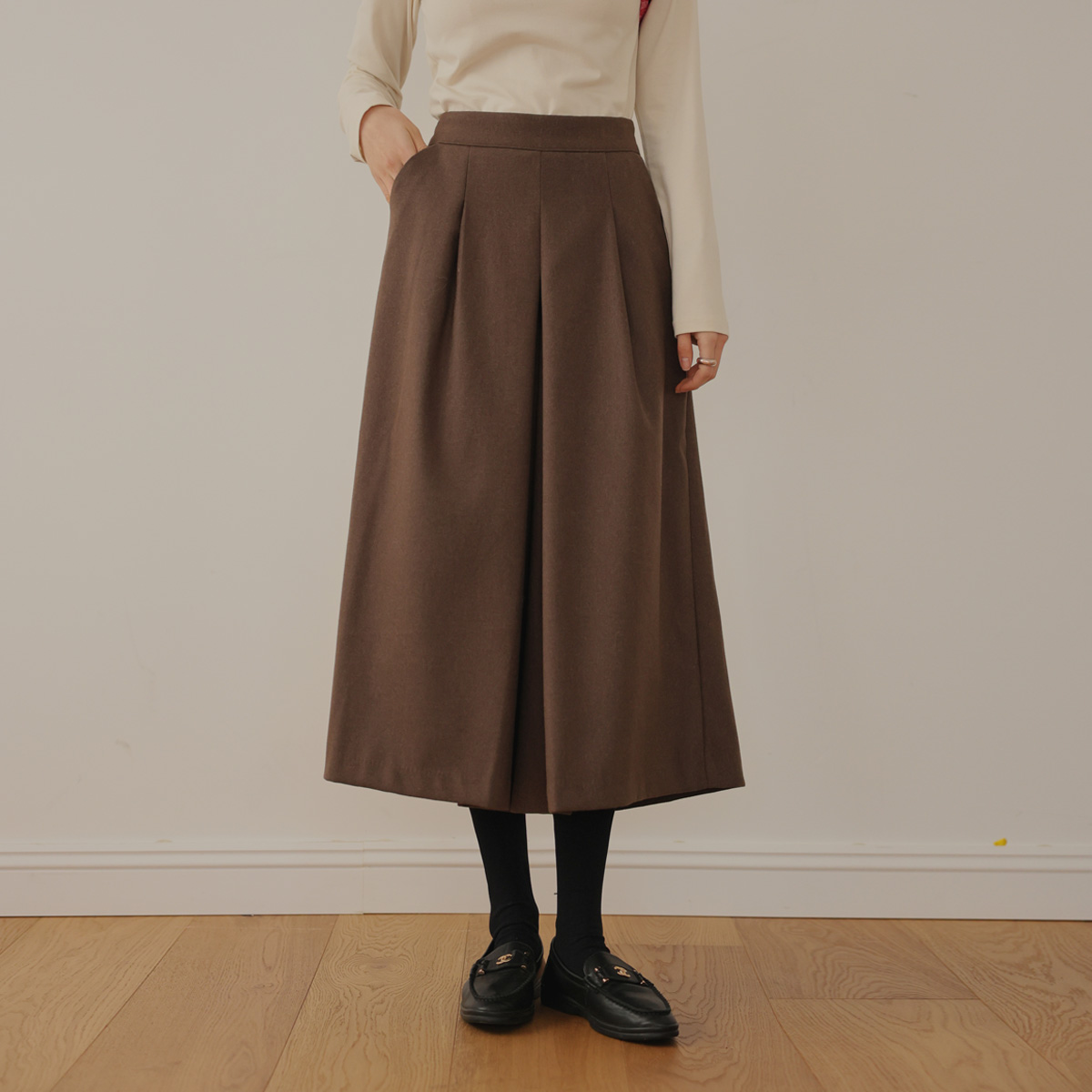 Good-looking pin-tuck wide culottes