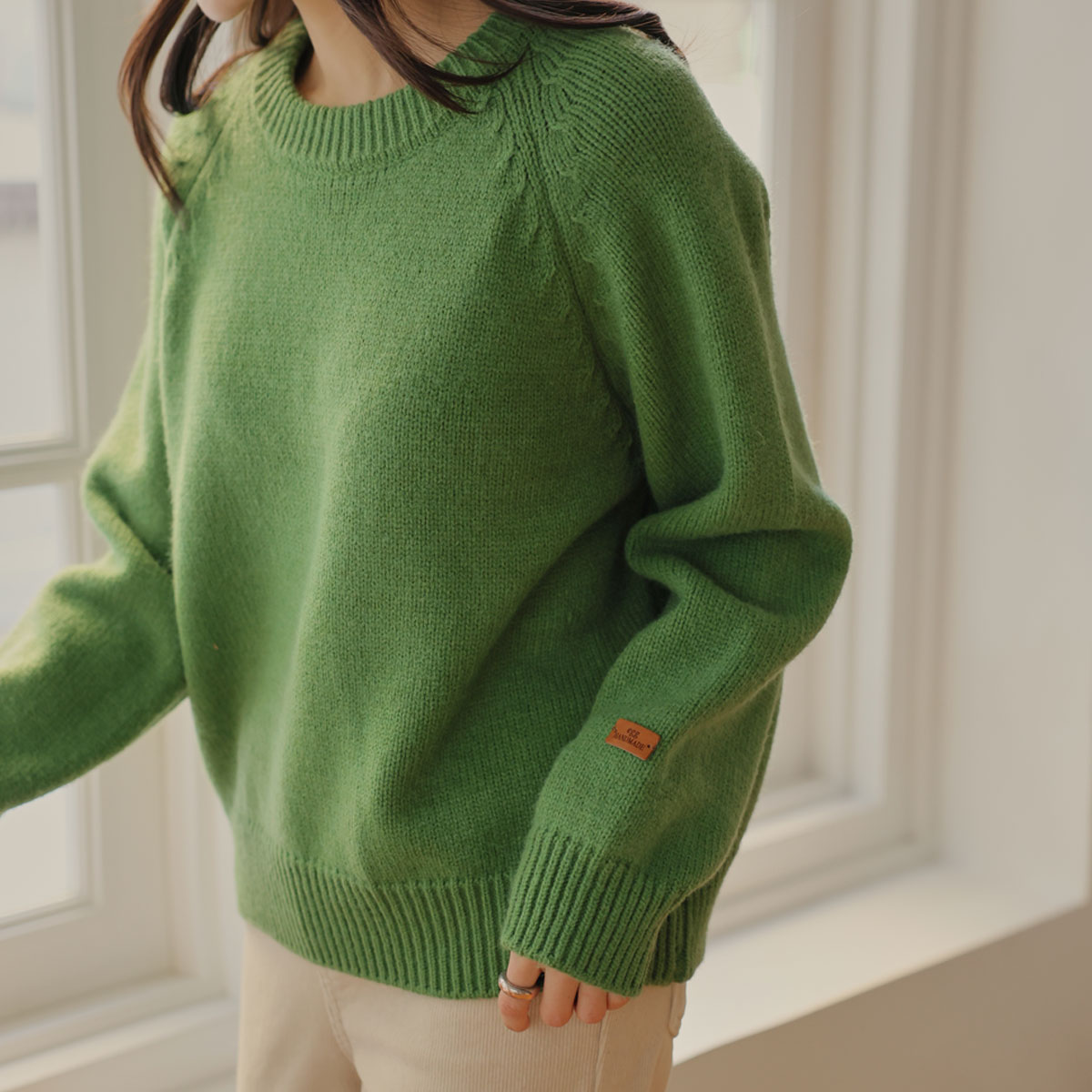 Sleeve label round knit