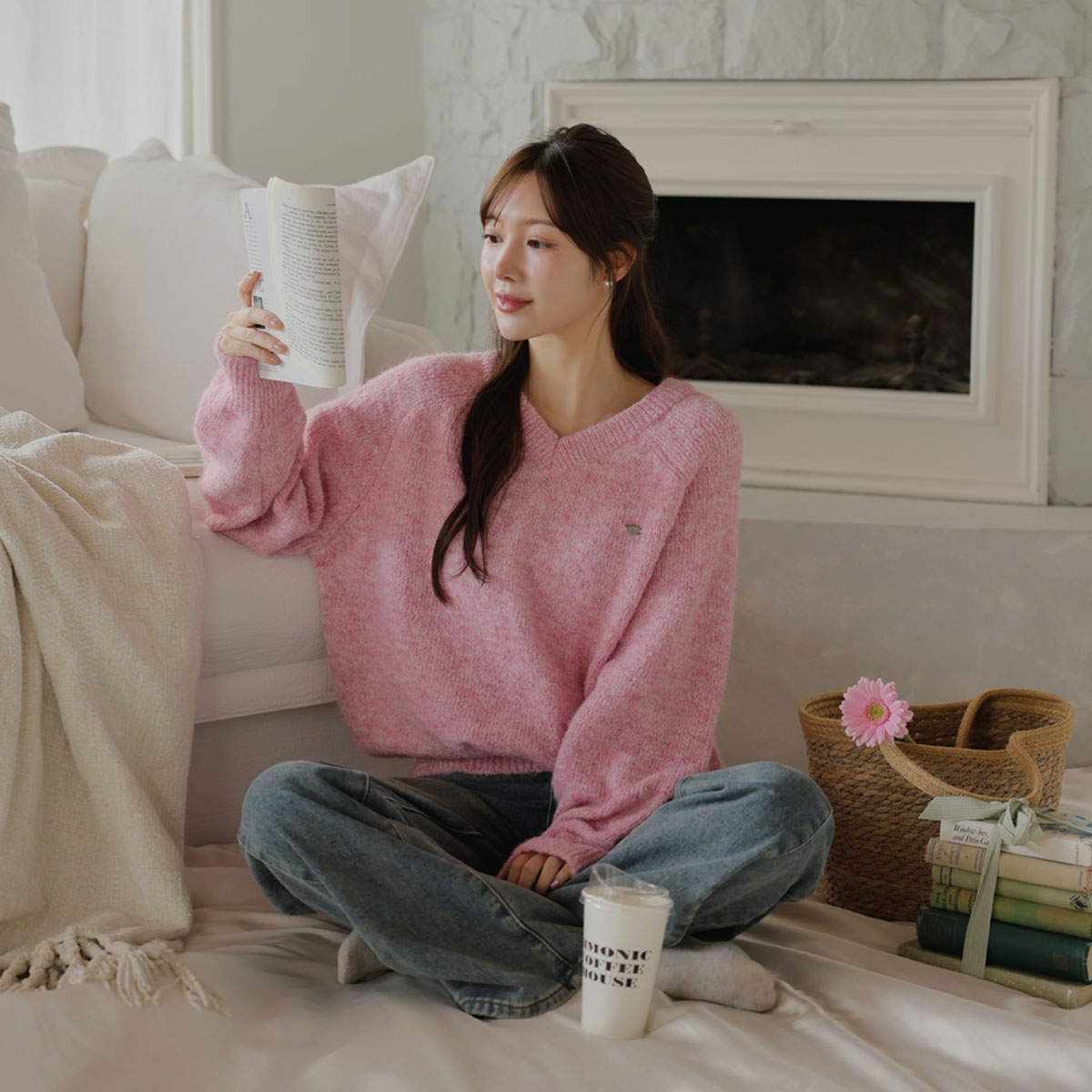 pendant hairy V-neck knit