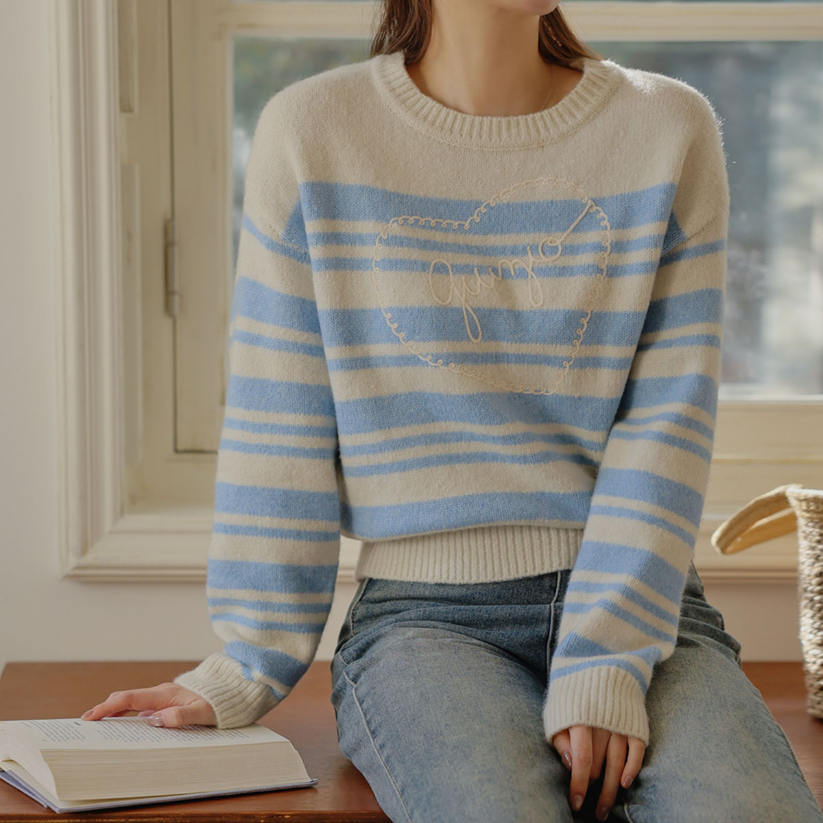 Linehart embroidered single-breasted knit