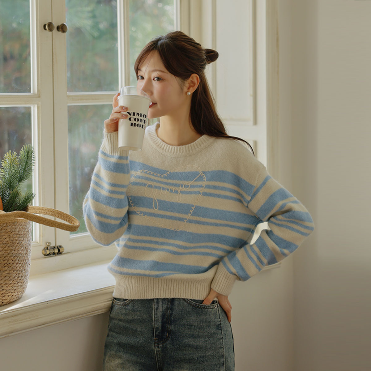 Linehart embroidered single-breasted knit