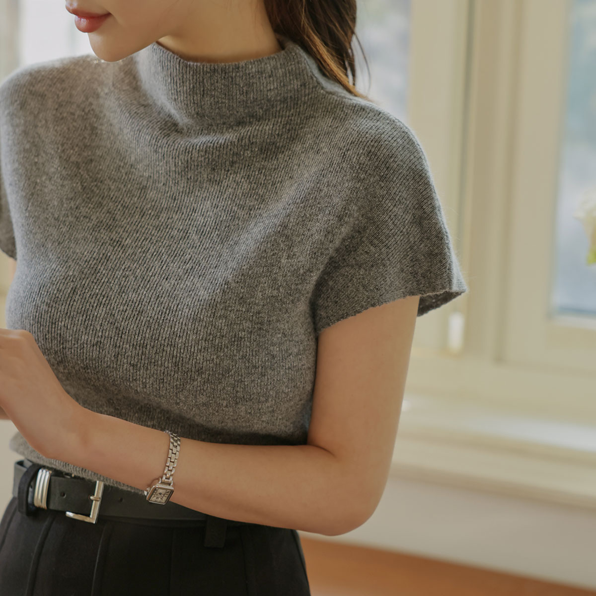 Washable cashmere-like half-polar knit