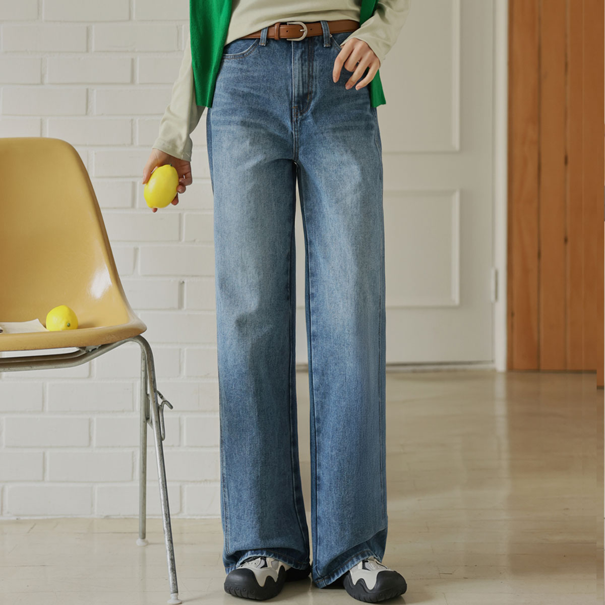 2TYPE side-cut washed denim pants