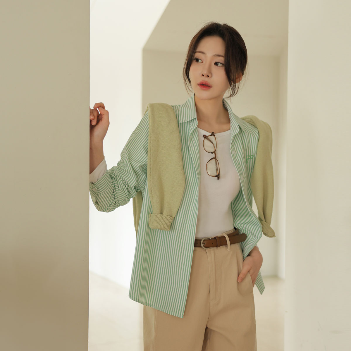 <b>[Daily Essential/Wrinkle-Free]</b> Wrinkle-Free Love Embroidery Stripe Shirt