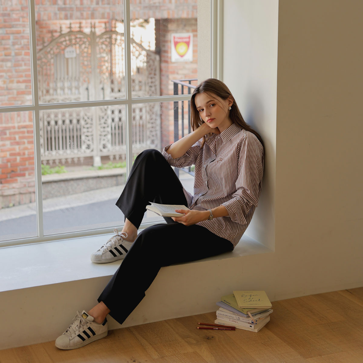 <b>[Daily Essential/Wrinkle-Free]</b> Wrinkle-Free Love Embroidery Stripe Shirt