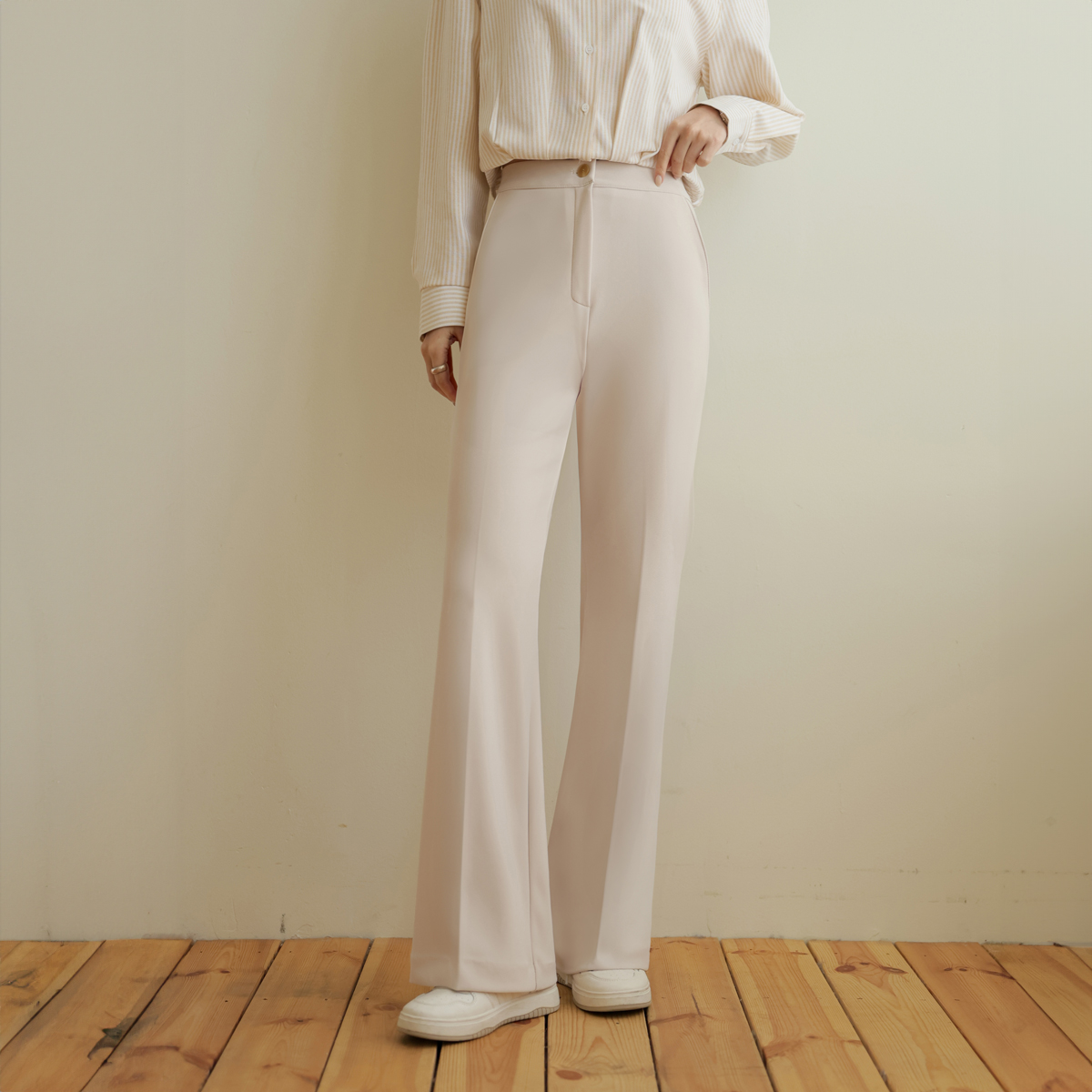 <b>[Made]</b> Mochi chewy banding semi-bootcut slacks