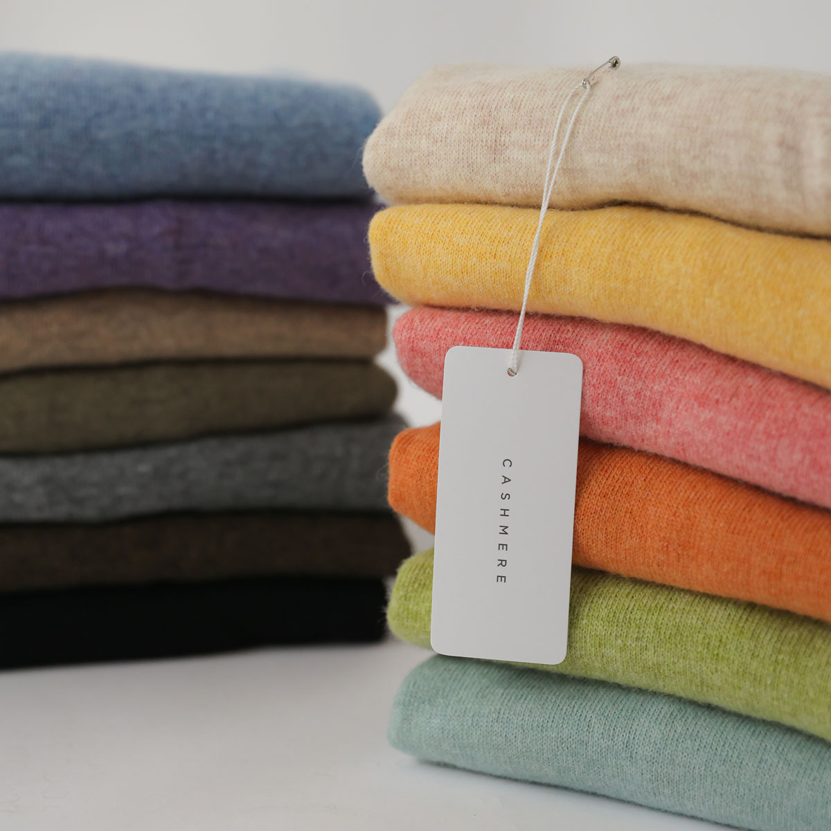 Hamel Cashmere Fine Wool Round Knit