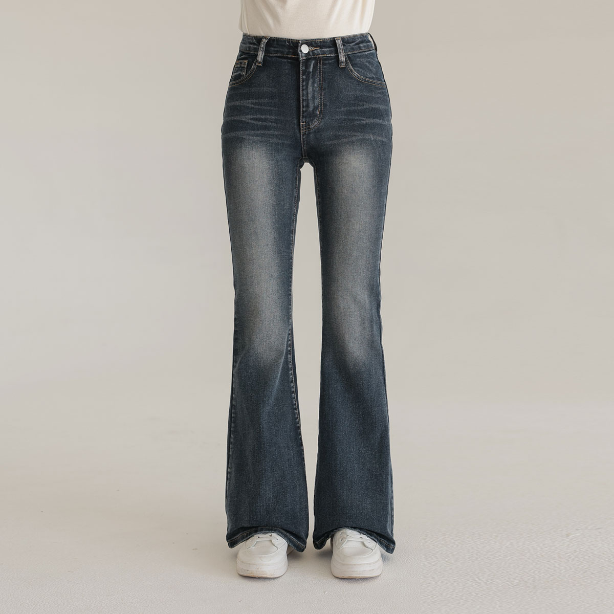 <b>[Limited Quantity SALE]</b> 3-TYPE Pelvic Magic Bootcut Denim Pants