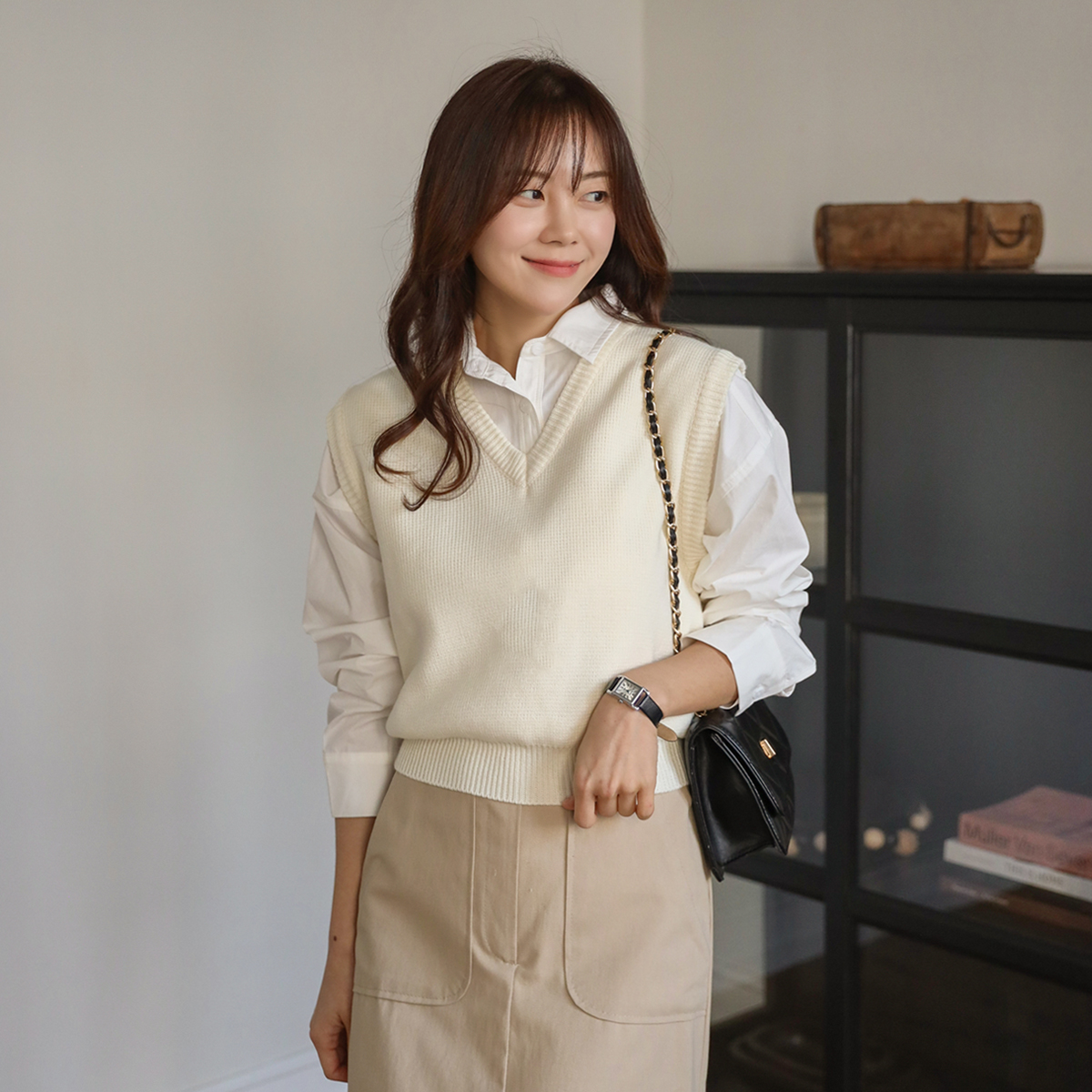 <b>[Limited Quantity SALE]</b> Simple V-Neck Knit Vest