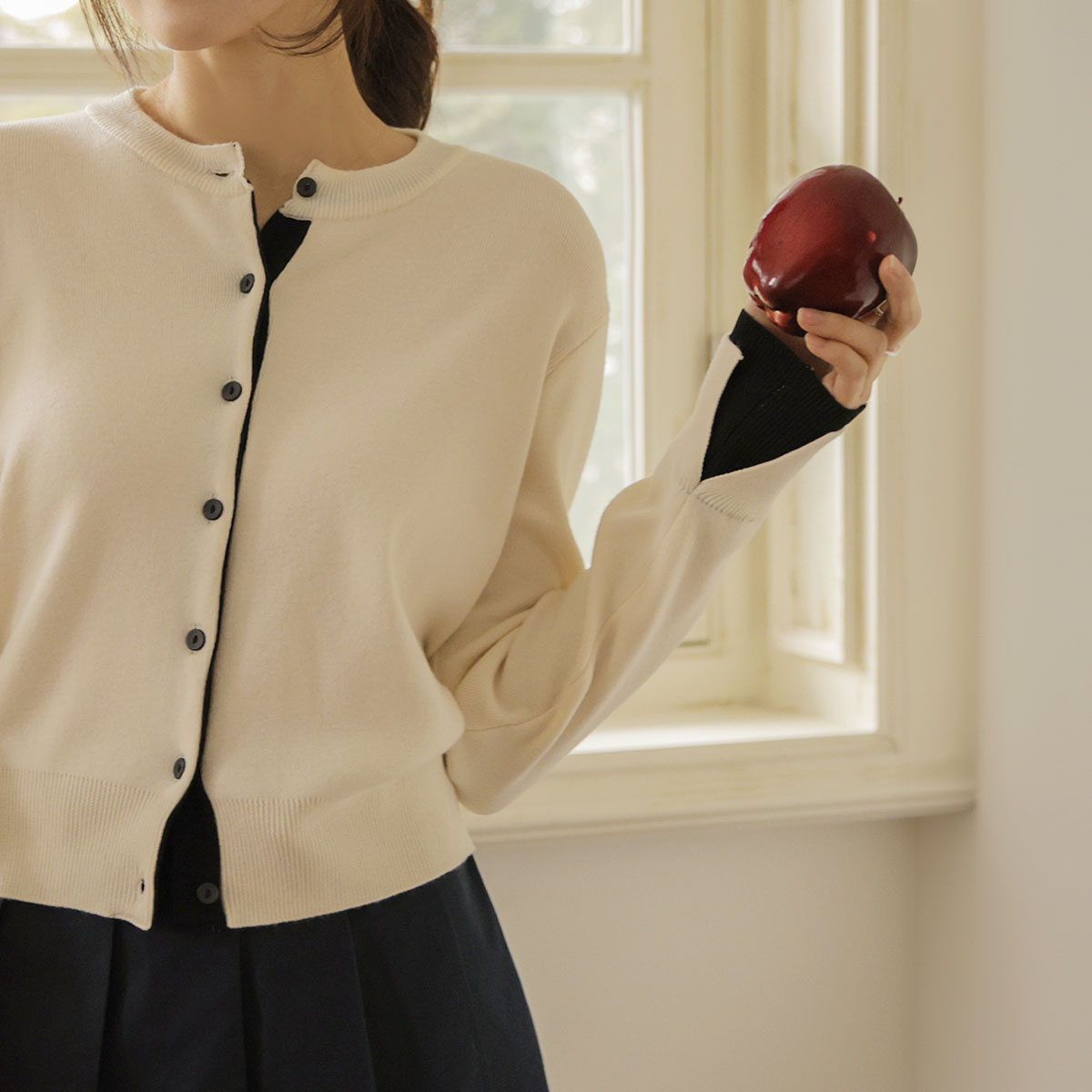 Color blocking line slit cardigan knit