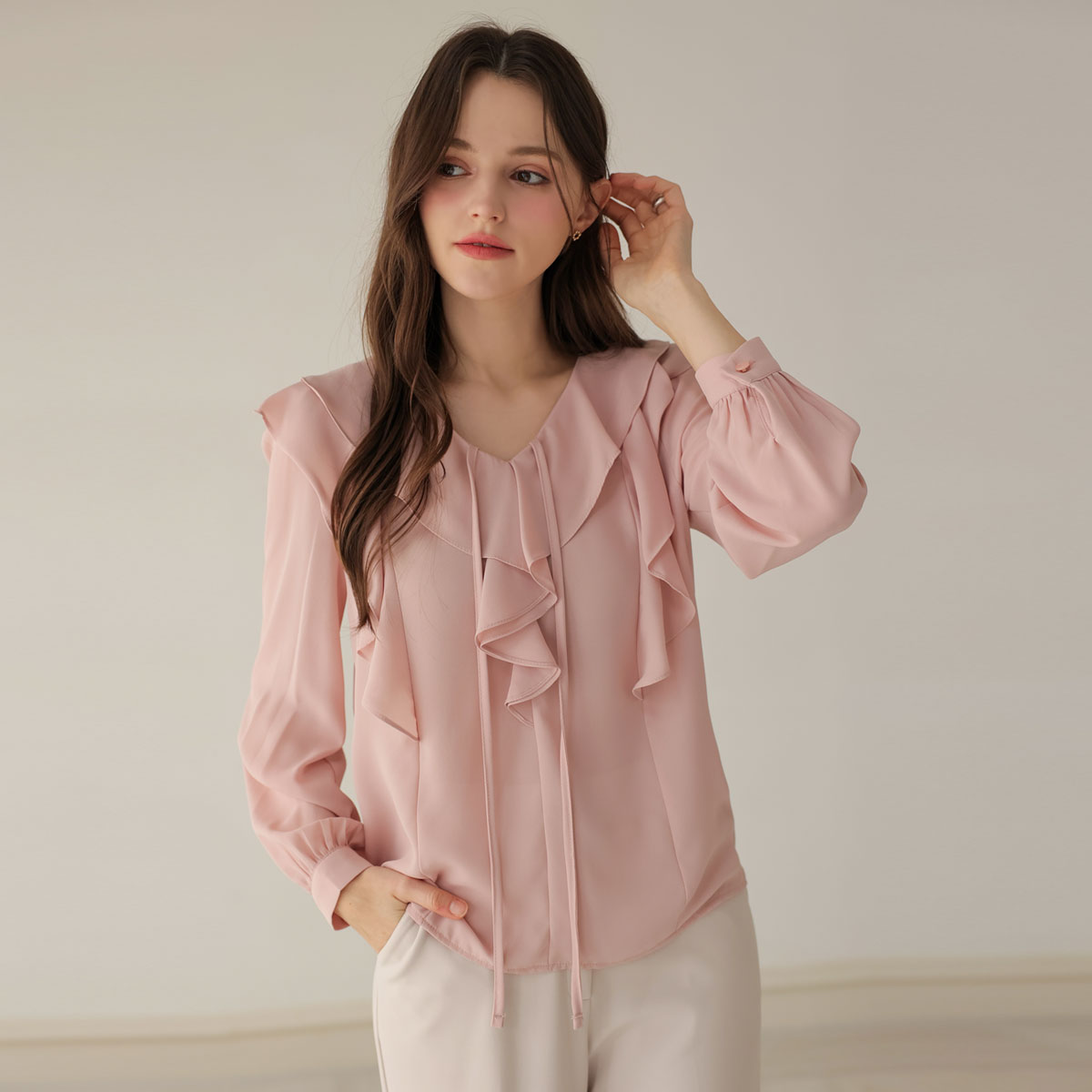 <b>[Limited Quantity SALE]</b> [Emblem] Raily Double Frill Blouse