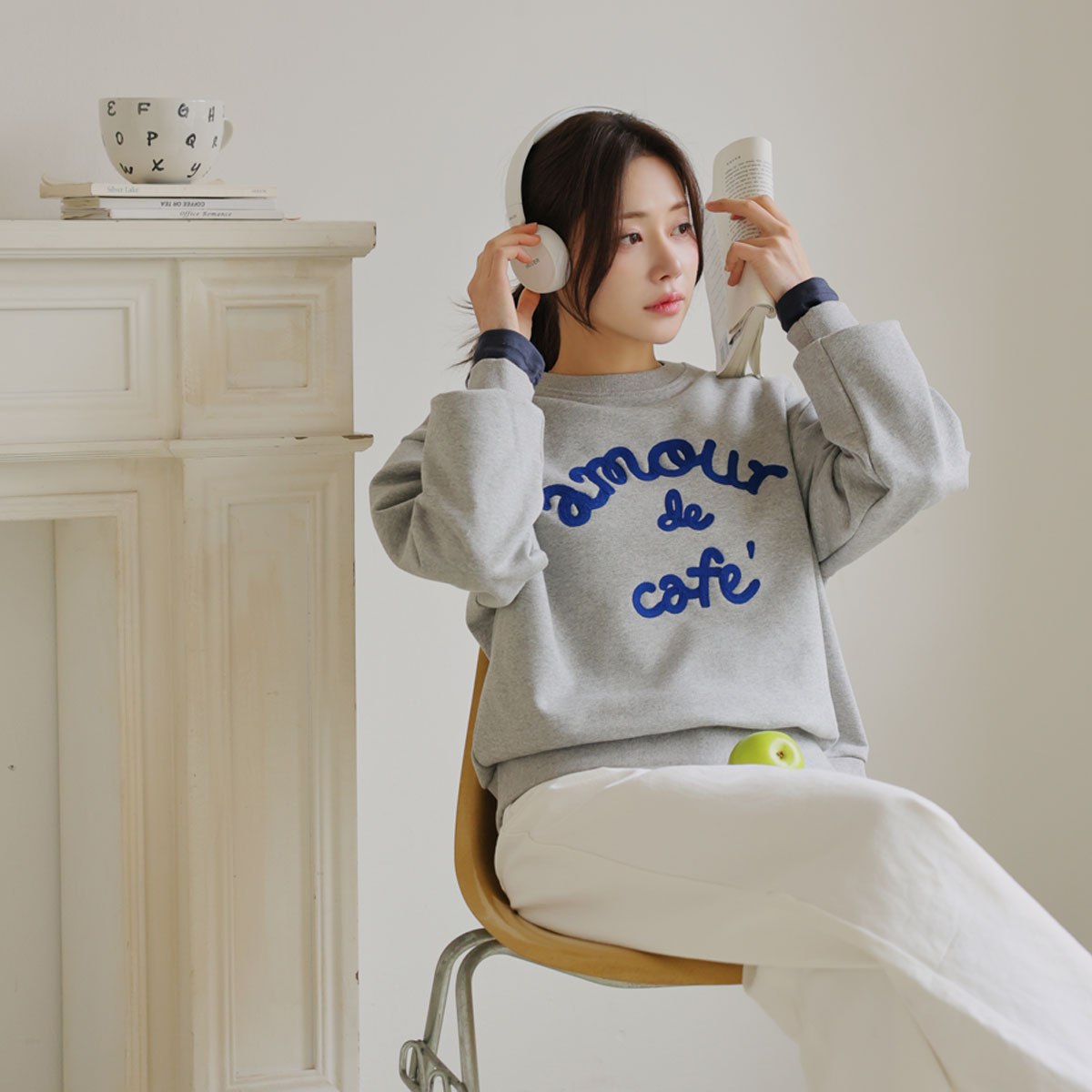 Cafe embroidery chuli man-to-man