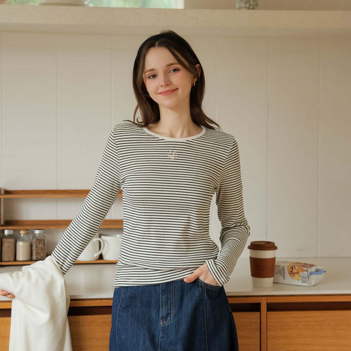 Embroidery Stripe tee