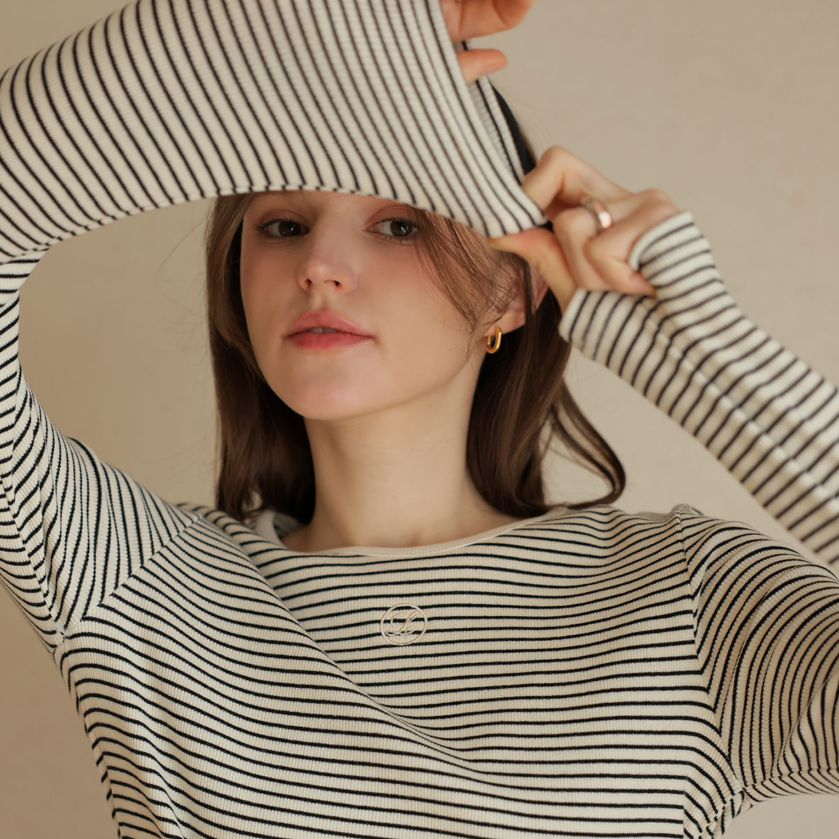 Embroidery Stripe tee