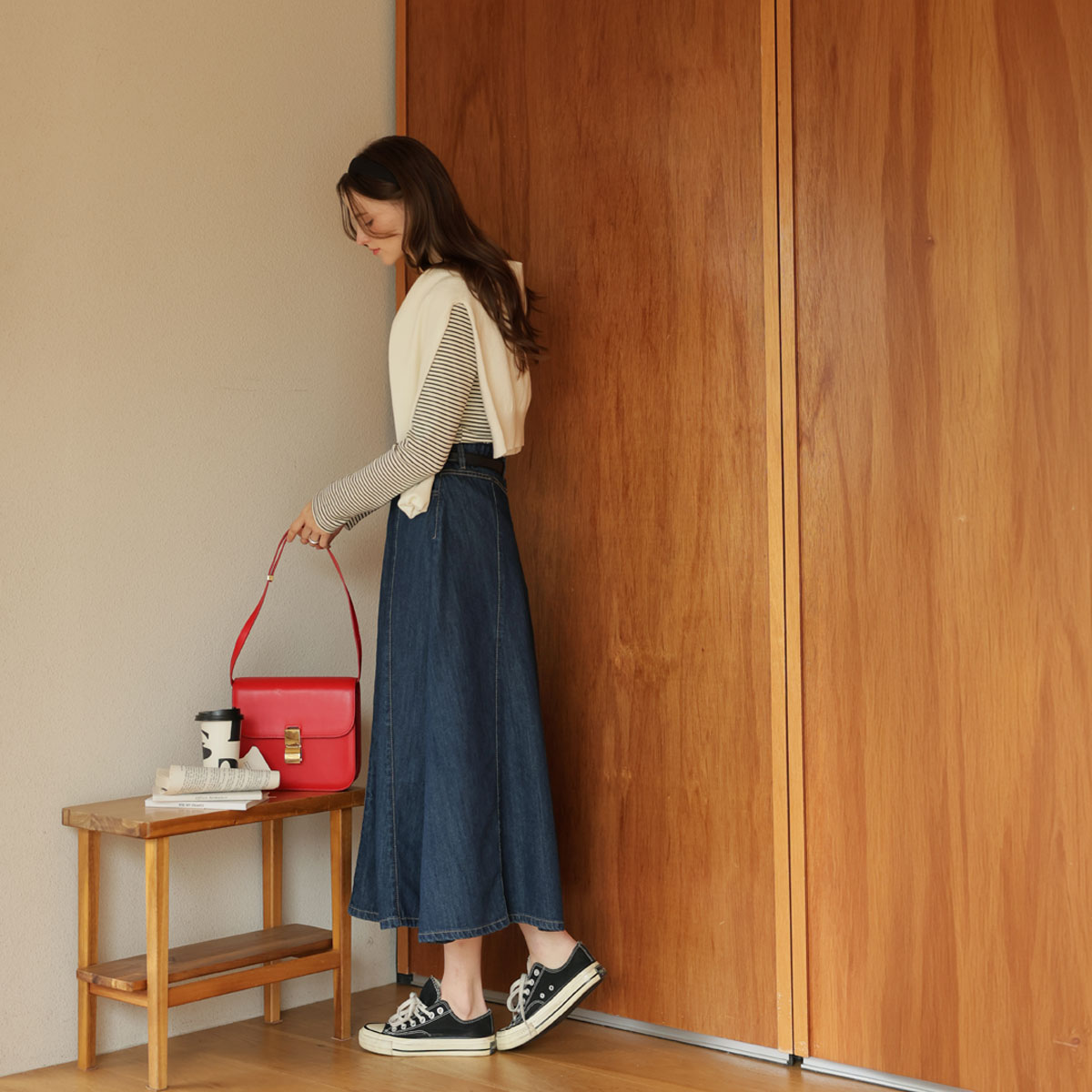 Cotton cut flare denim skirt