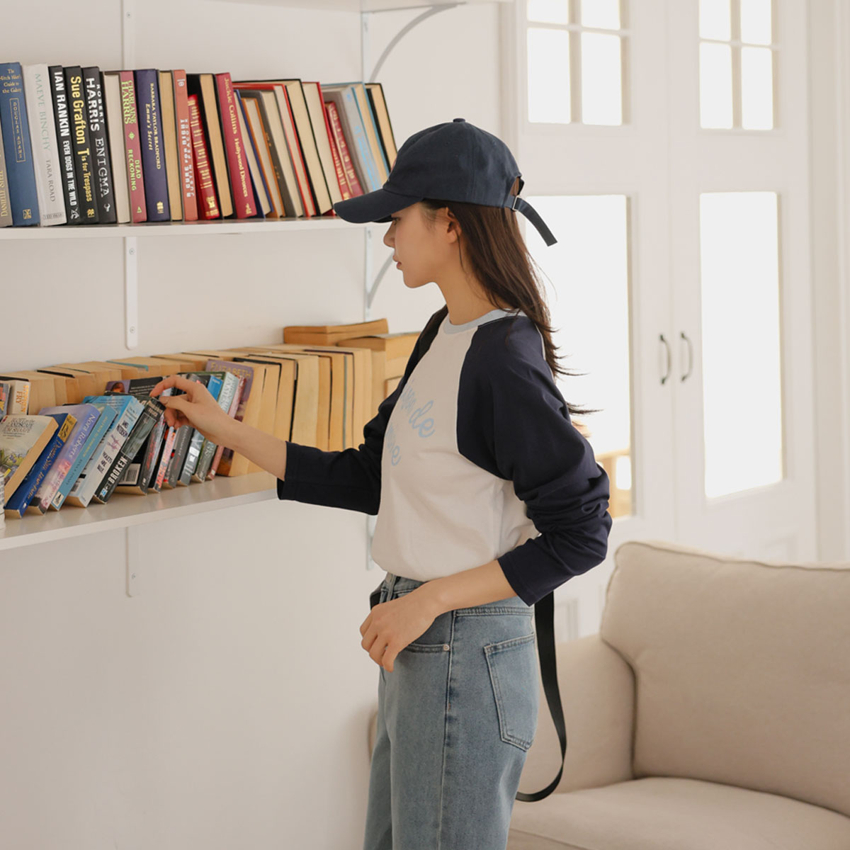 Handwritten lettering Nagrang color block t-shirt