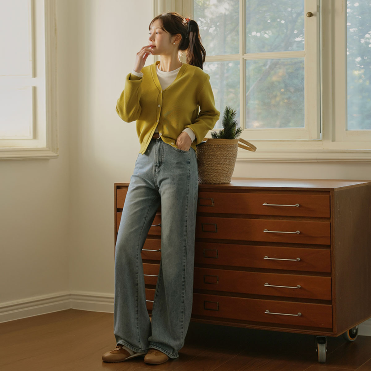 2TYPE Washed diagonal cut wide denim pants