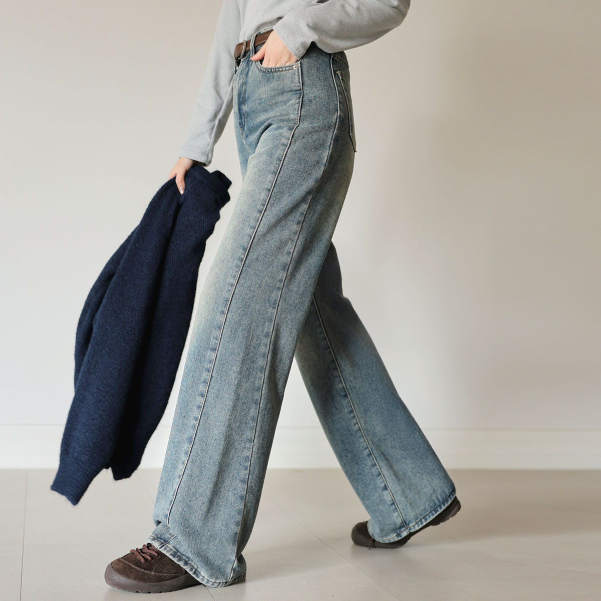 2TYPE Washed diagonal cut wide denim pants