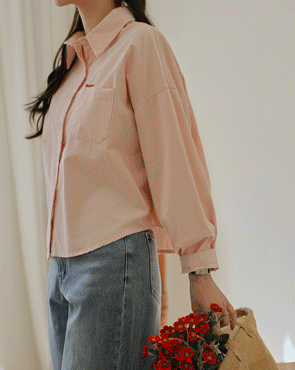 Font embroidered cotton crop shirt