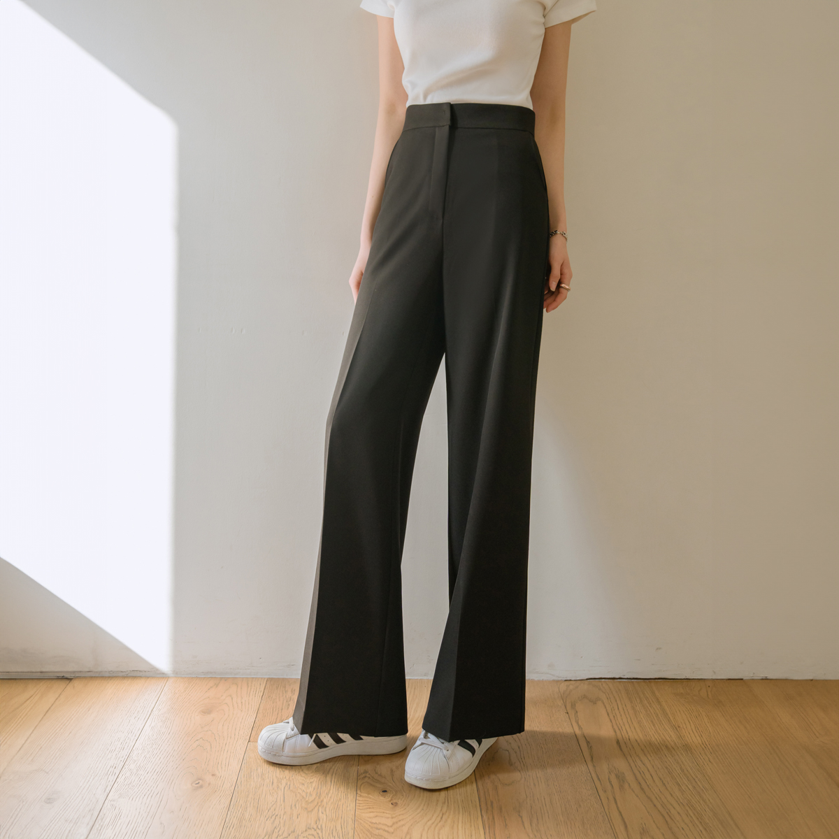 <b>[Made]</b> 2TYPE Line-Oriented Daily Wide Slacks