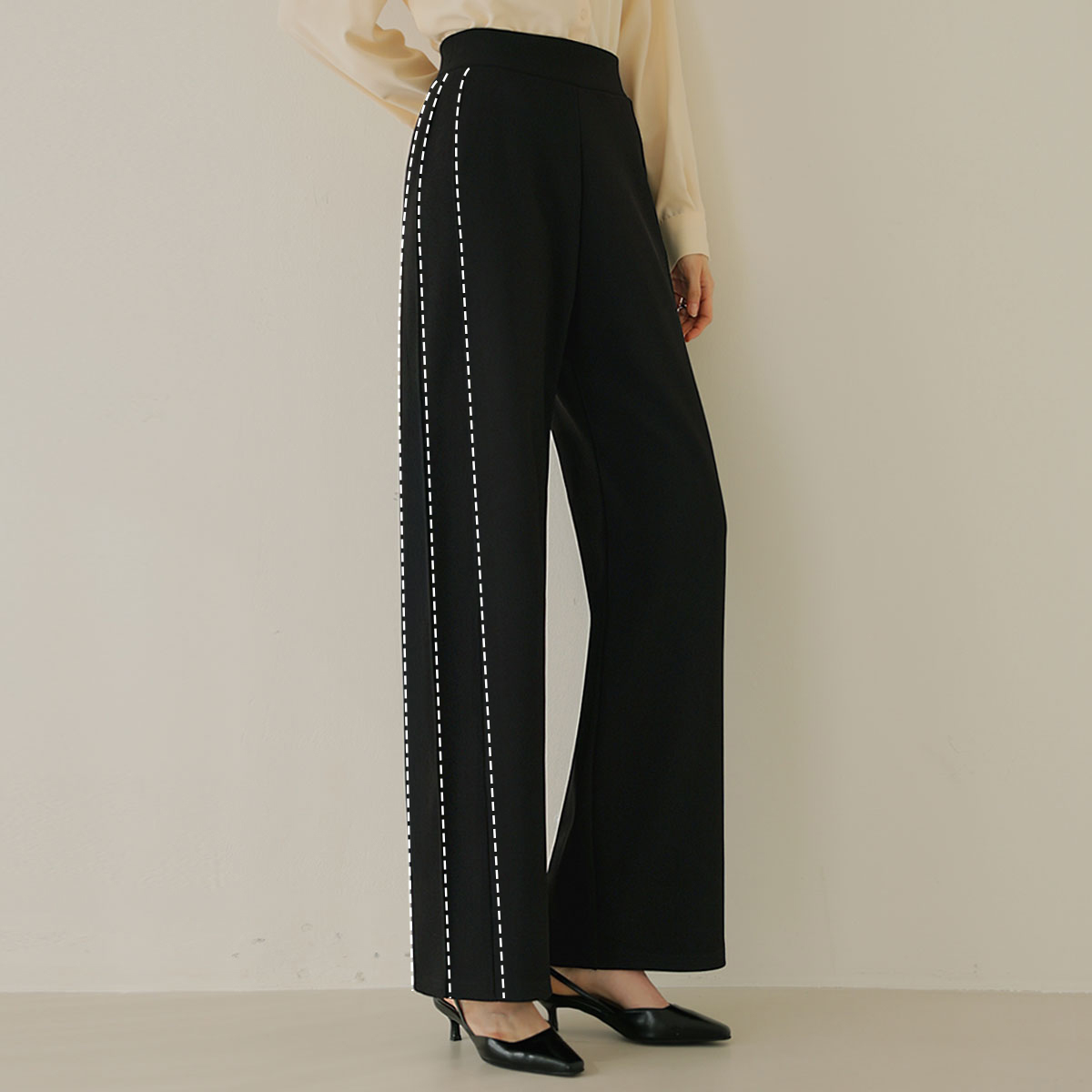 <b>[Opening Special]</b> <b>[The Power of One Line💪🏻/3D Stereoscopic Pattern/Optical Illusion]</b> <b>[Made]</b> 2-TYPE Life-Saving Optical Illusion Wide Slacks