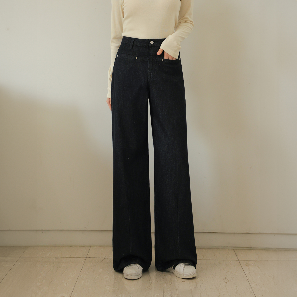 Non-fade hidden pocket wide raw denim pants