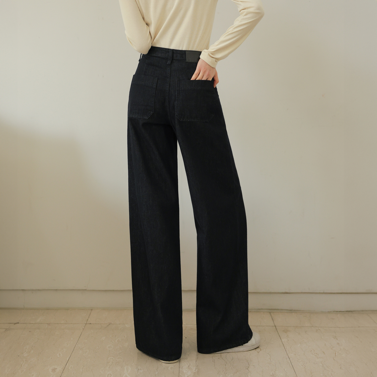 Non-fade hidden pocket wide raw denim pants