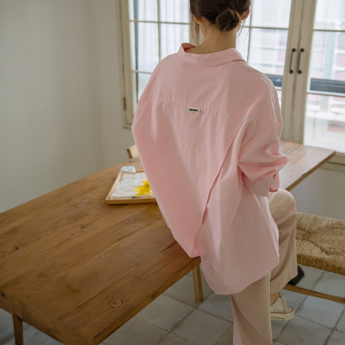 <b>[Opening Special]</b> <b>[Edge/loose fit]</b> <b>[Made]</b> Back-slit diagonal cut shirt