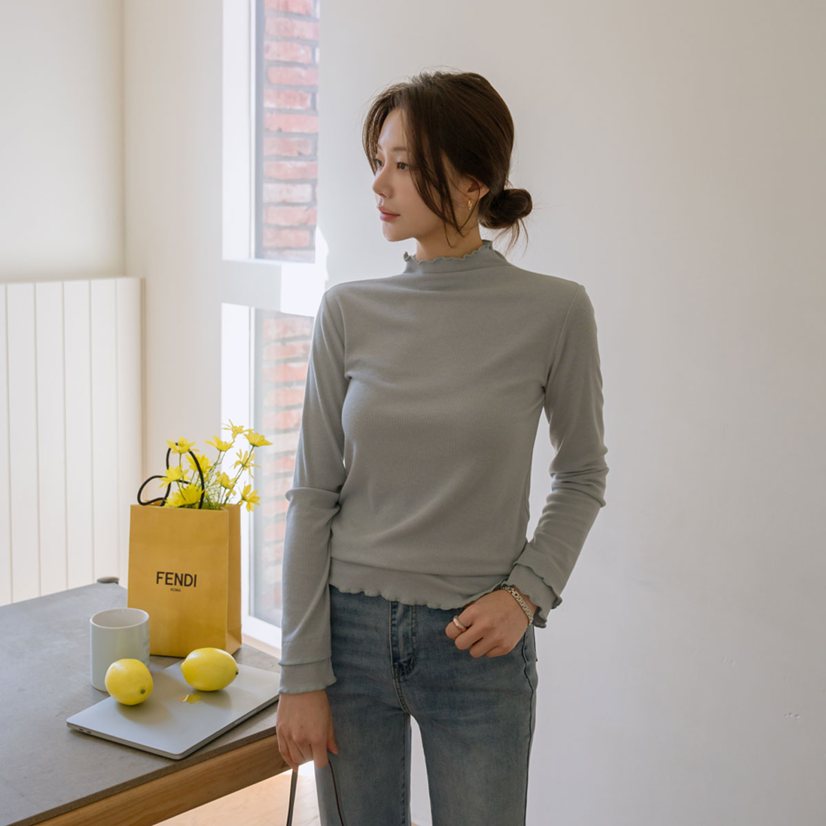 <b>[Layered Recommendation/Slim Basic Fit/All-Purpose Coordination Item]</b> <b>[Made]</b> Pure Gold Zip Frill Polo Shirt