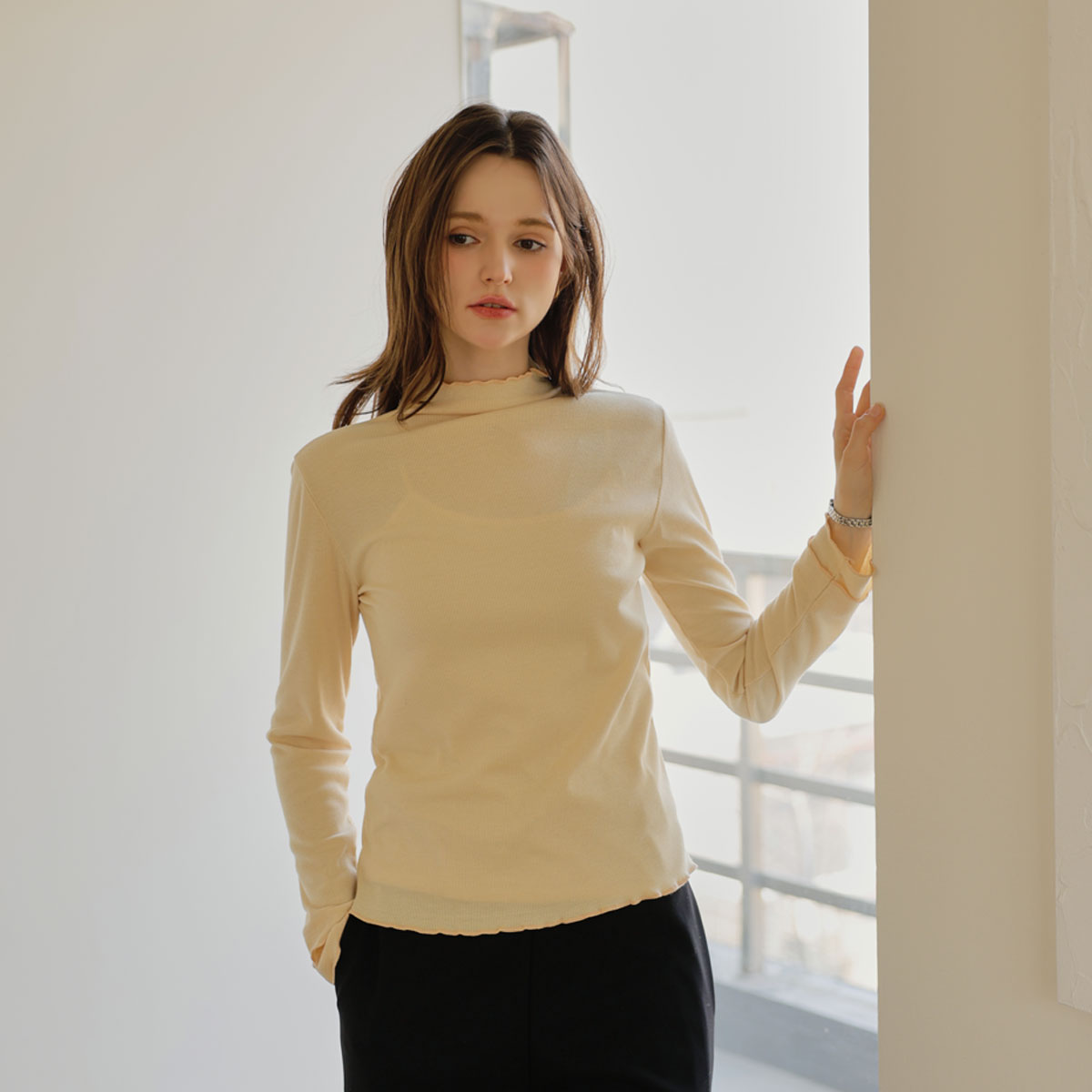 <b>[Layered Recommendation/Slim Basic Fit/All-Purpose Coordination Item]</b> <b>[Made]</b> Pure Gold Zip Frill Polo Shirt