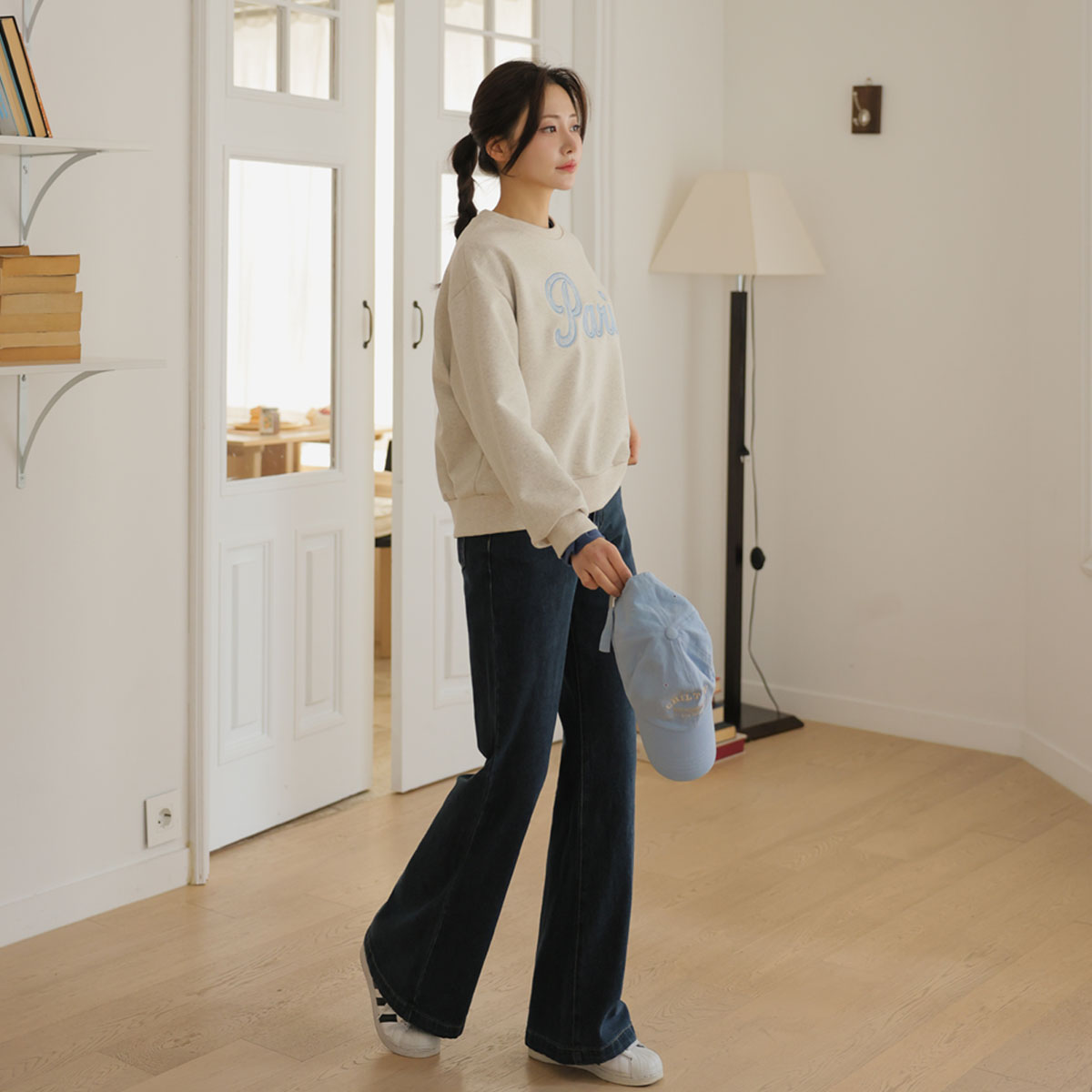 Lace Paris embroidered man-to-man