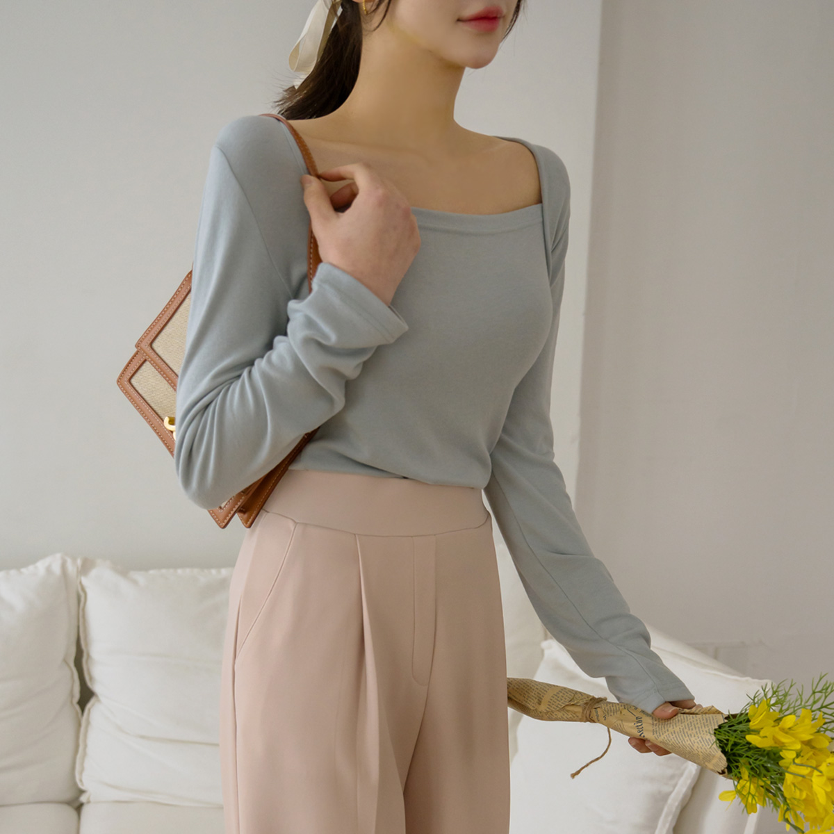 <b>[Slim fit/tight spandex/bolero tee]</b> <b>[Made]</b> Tight spandex tee shirt that feels like you're wearing a bolero