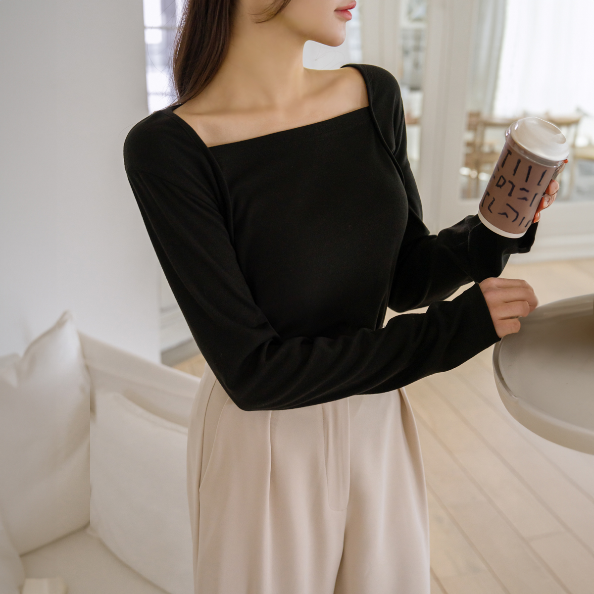 <b>[Slim fit/tight spandex/bolero tee]</b> <b>[Made]</b> Tight spandex tee shirt that feels like you're wearing a bolero