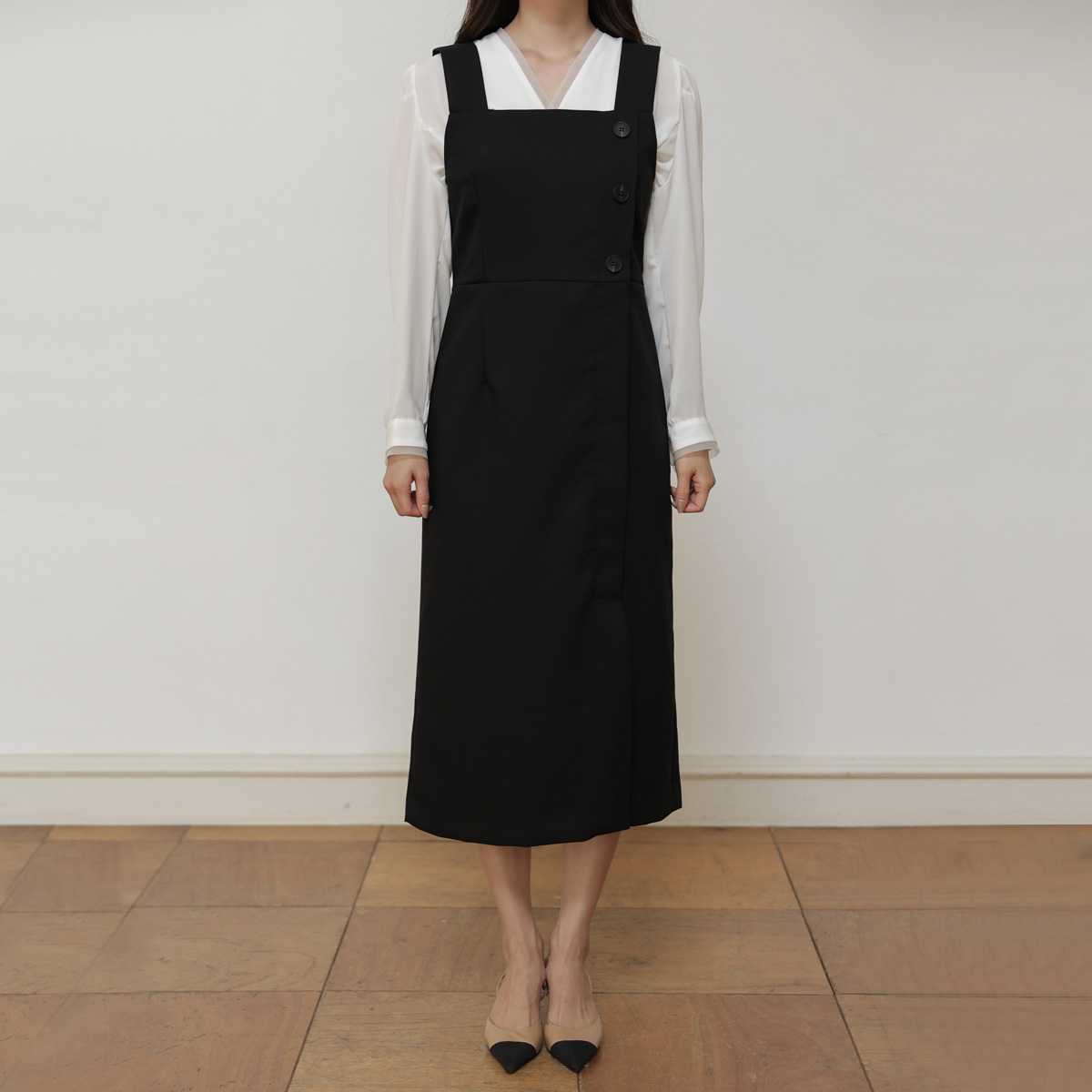 <b>[Limited Quantity SALE]</b> Button Square Bustier Dress