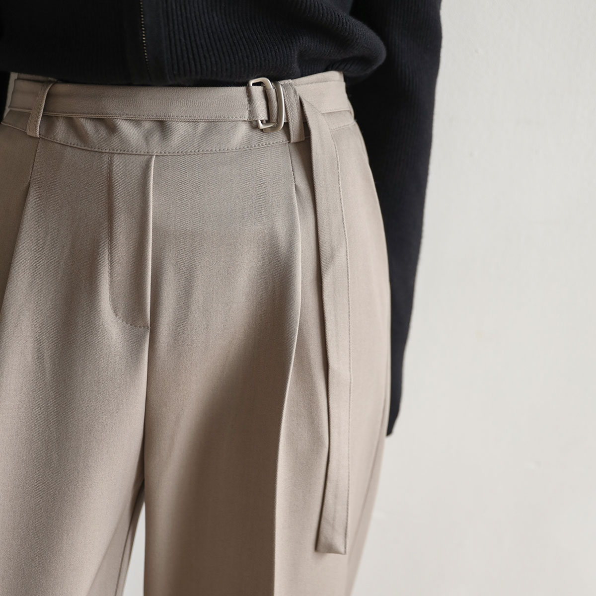 Deering Belted Pin Tuck Wide Slacks
