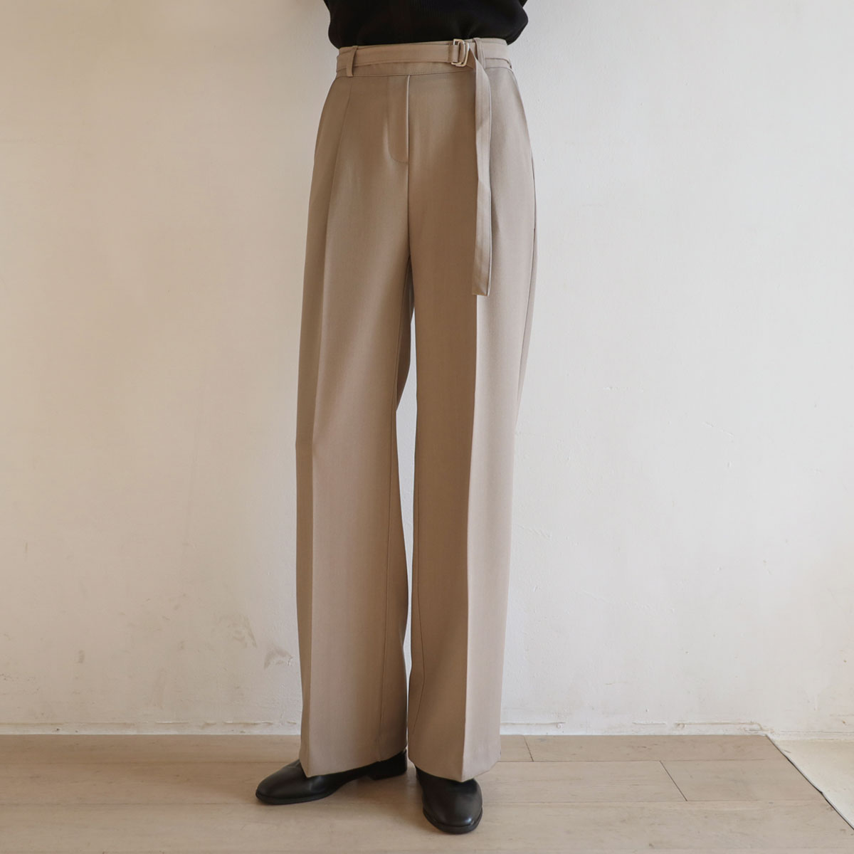 Deering Belted Pin Tuck Wide Slacks