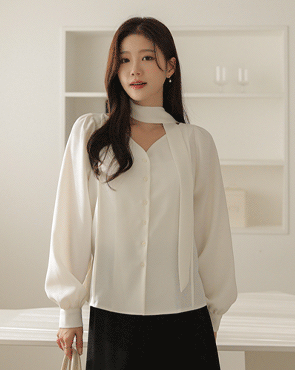 <b>[Limited Quantity SALE]</b> Silky Detachable Tie Blouse