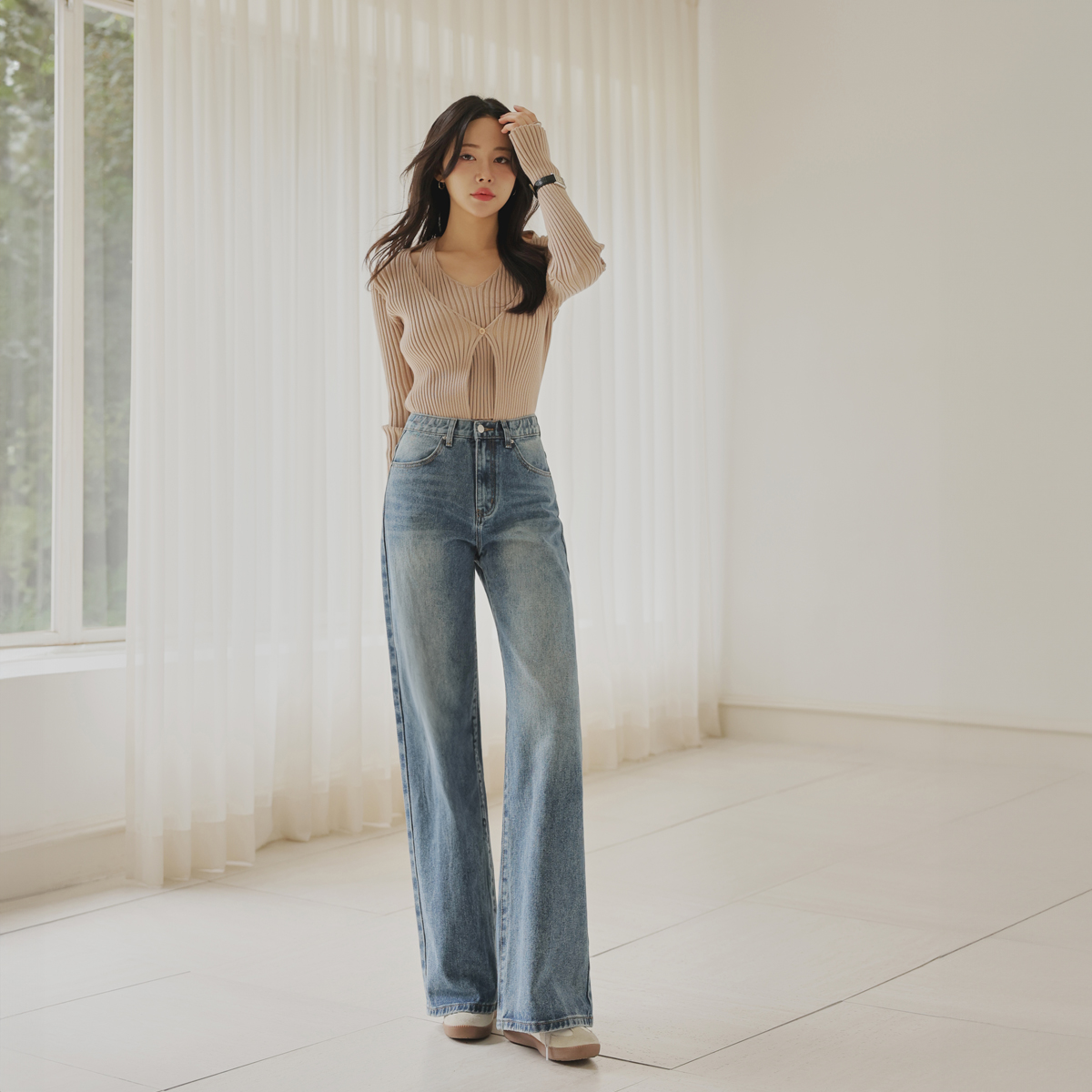 <b>[Over 8,000 Sold✨/Body Shape Coverage]</b> 2-Type Shape-Reflecting Wide Bootcut Denim