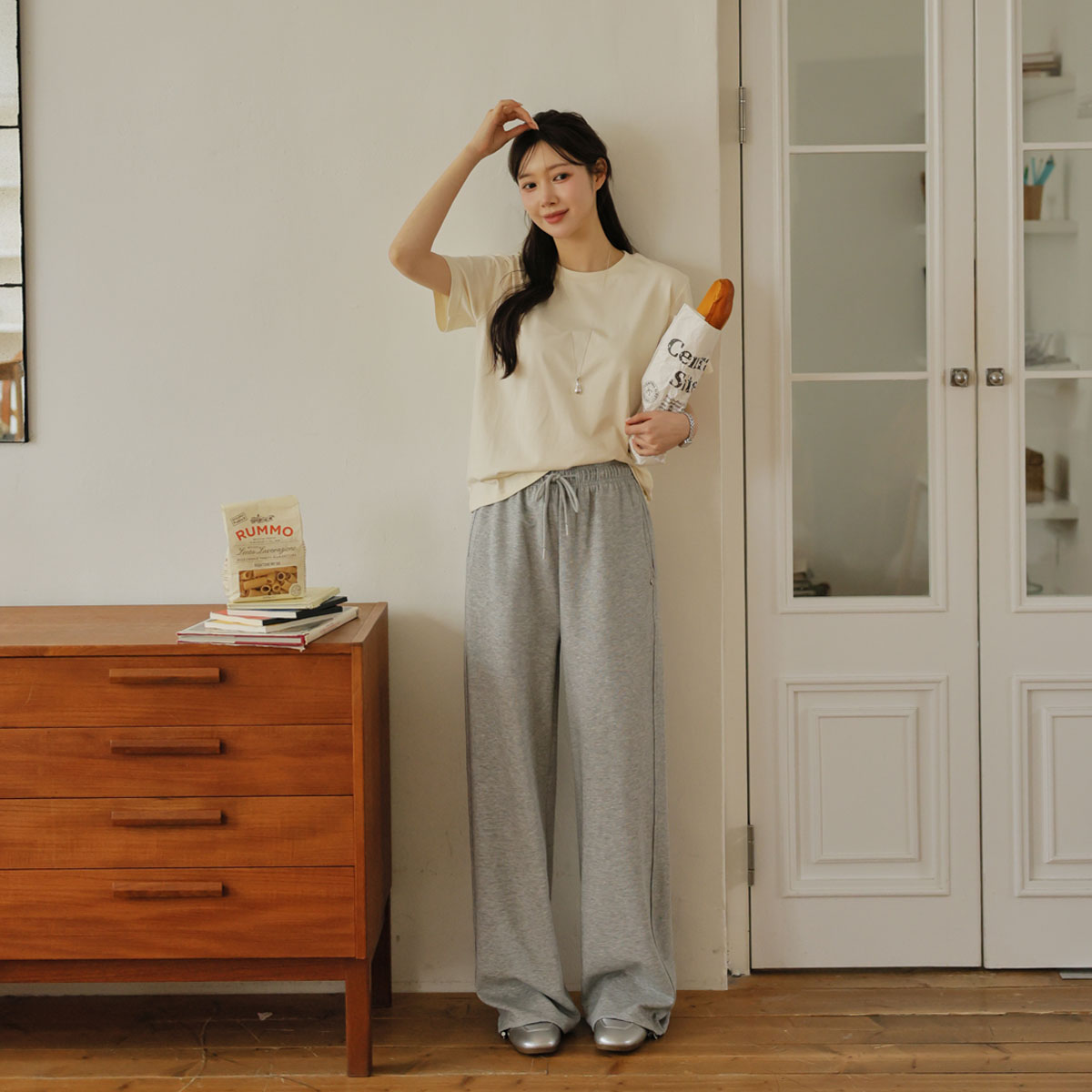 pendant cut-out wide training pants