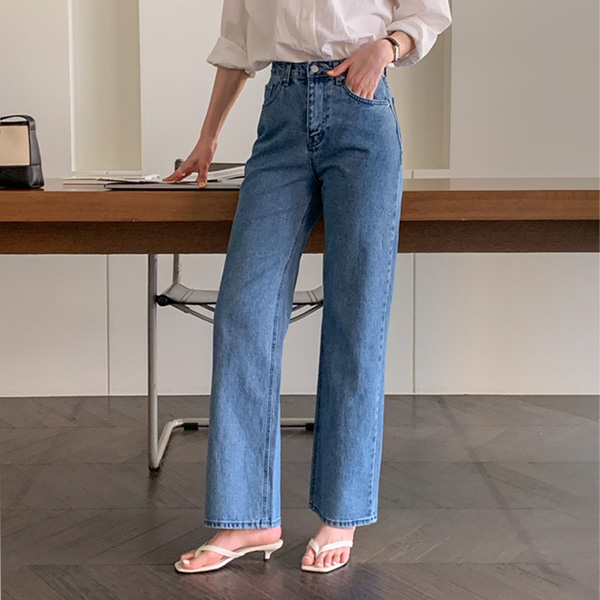 <b>[Limited Quantity SALE]</b> New Jean Straight Denim Pants (S-XL)