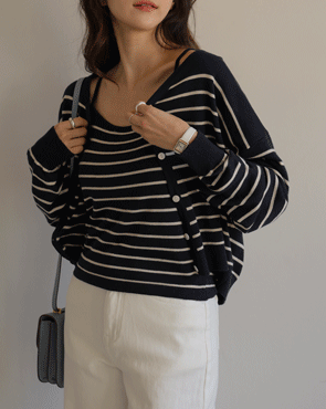 Yeri Dan-ga-ra knit cardigan set
