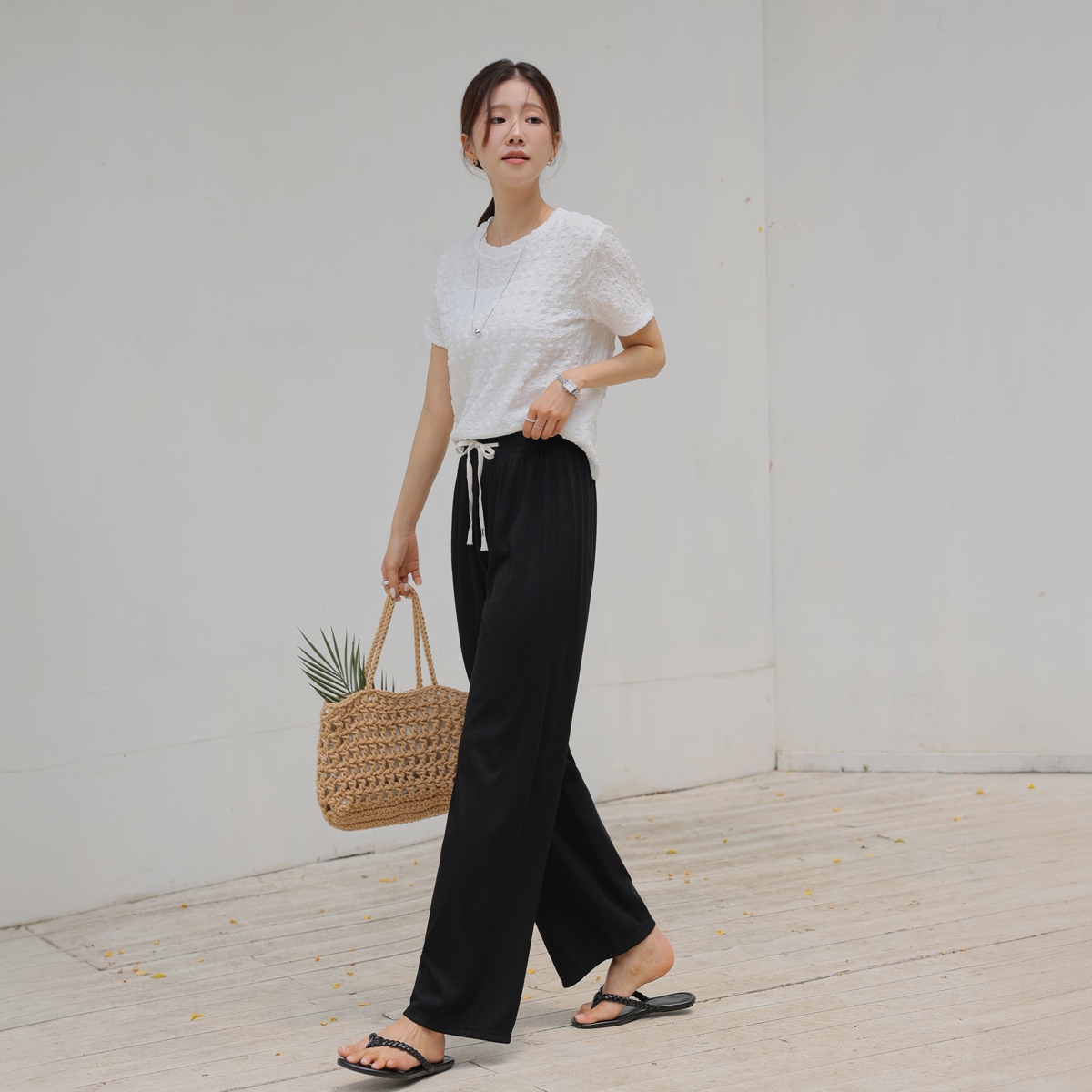<b>[Limited Quantity SALE]</b> Cooling Pleated Wide Elastic Waist Pants