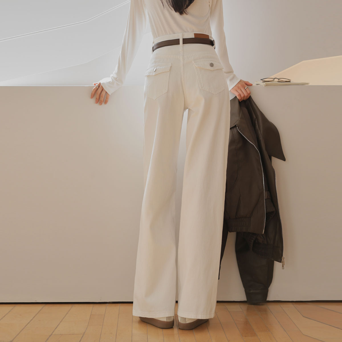 Back flap pocket wide cotton pants