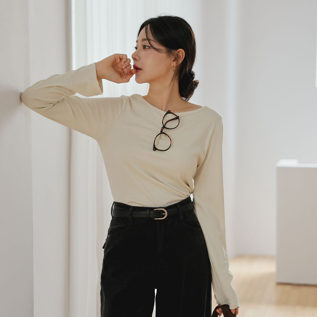 <b>[Limited Quantity SALE]</b> Milk Tension Corrugated Round Long Sleeve T-Shirt