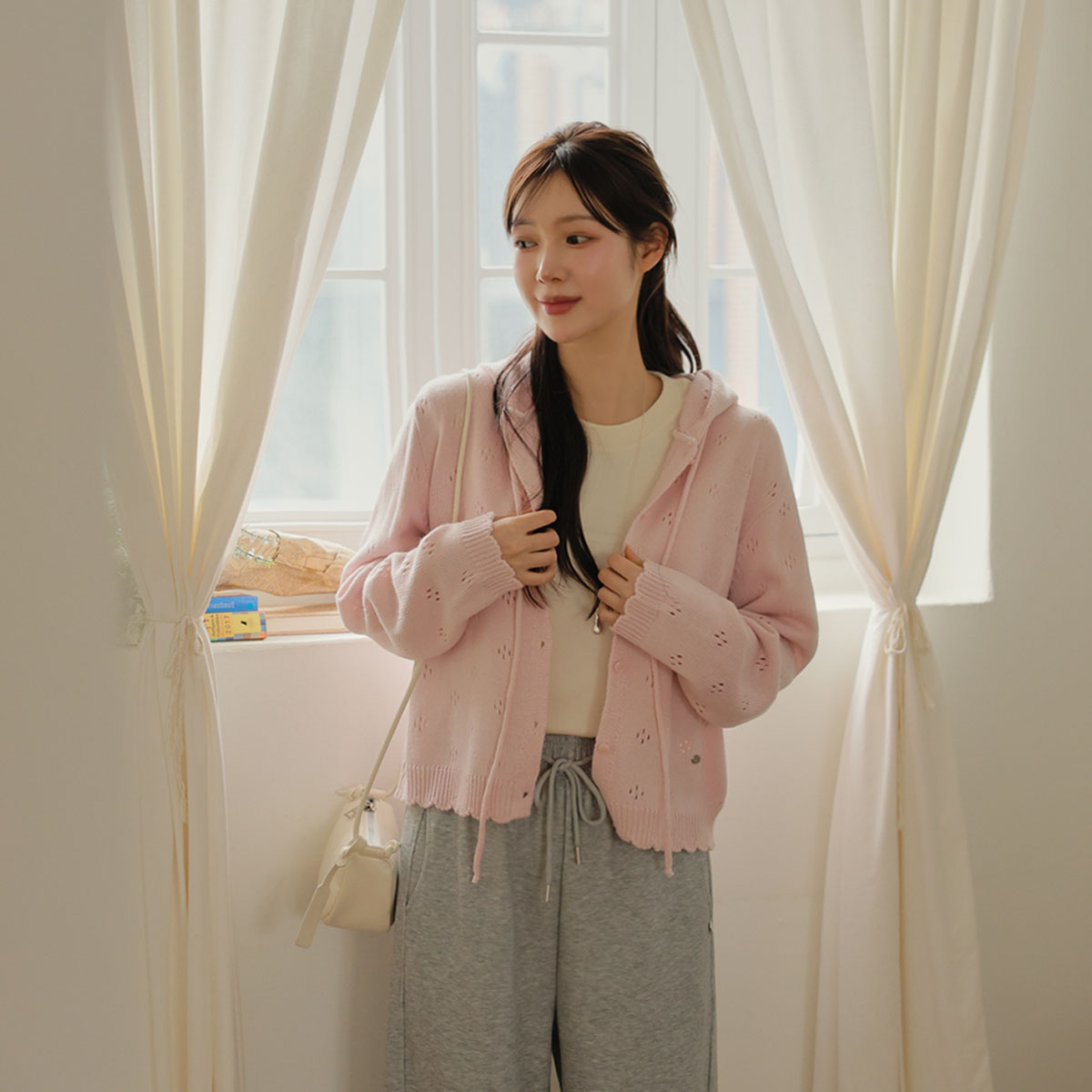 <b>[Limited Time Sale]</b> Sculpted Knit Pendant Hooded Cardigan