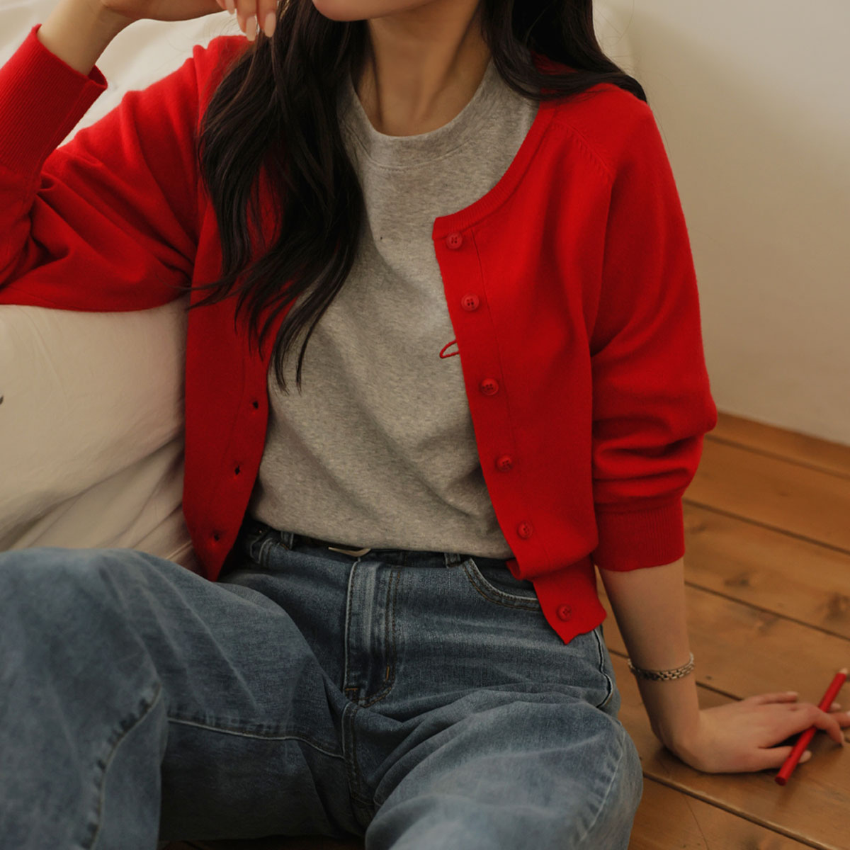 Soft viscose raglan cardigan