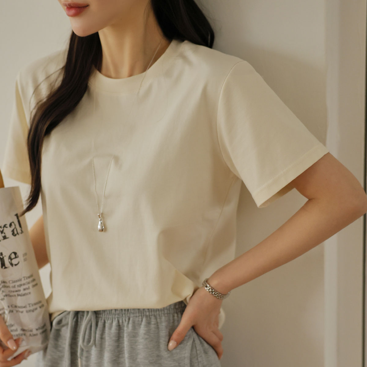 2 Types Bio-washed Semi-crop Top